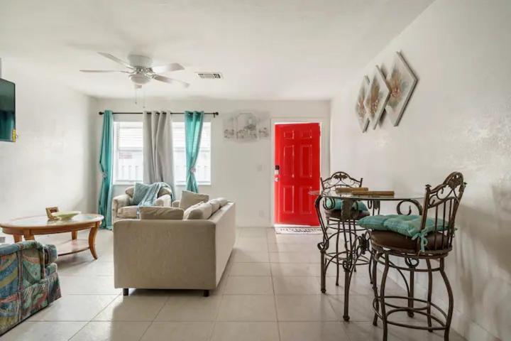 Villa Cheerful 1-Bed On Oakland Park Fl Fort Lauderdale Exterior foto